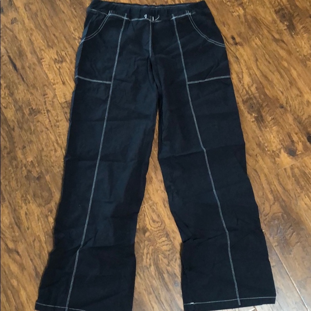Ativa medium black track pant